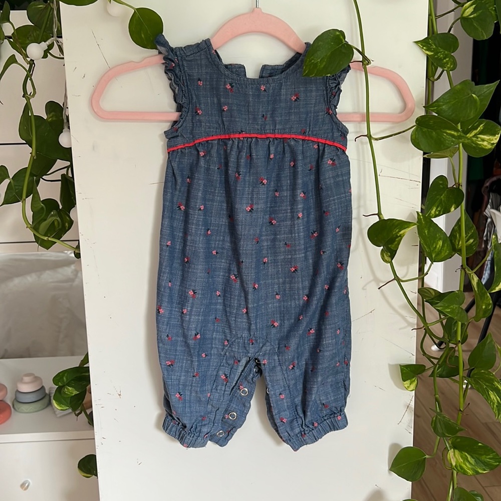 Carter’s Just one You Chambray jumpsuit (0-3m)